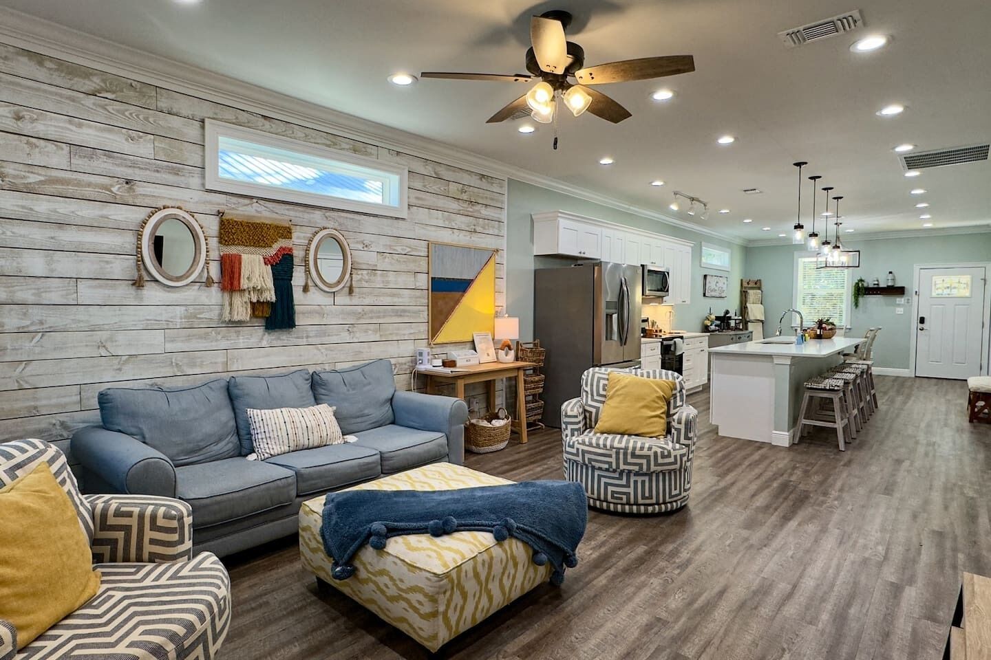 Smart TV, video games, books