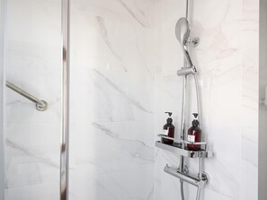 Hair dryer - Penthouse with terrace in central Granada, stunning views (Granada)
