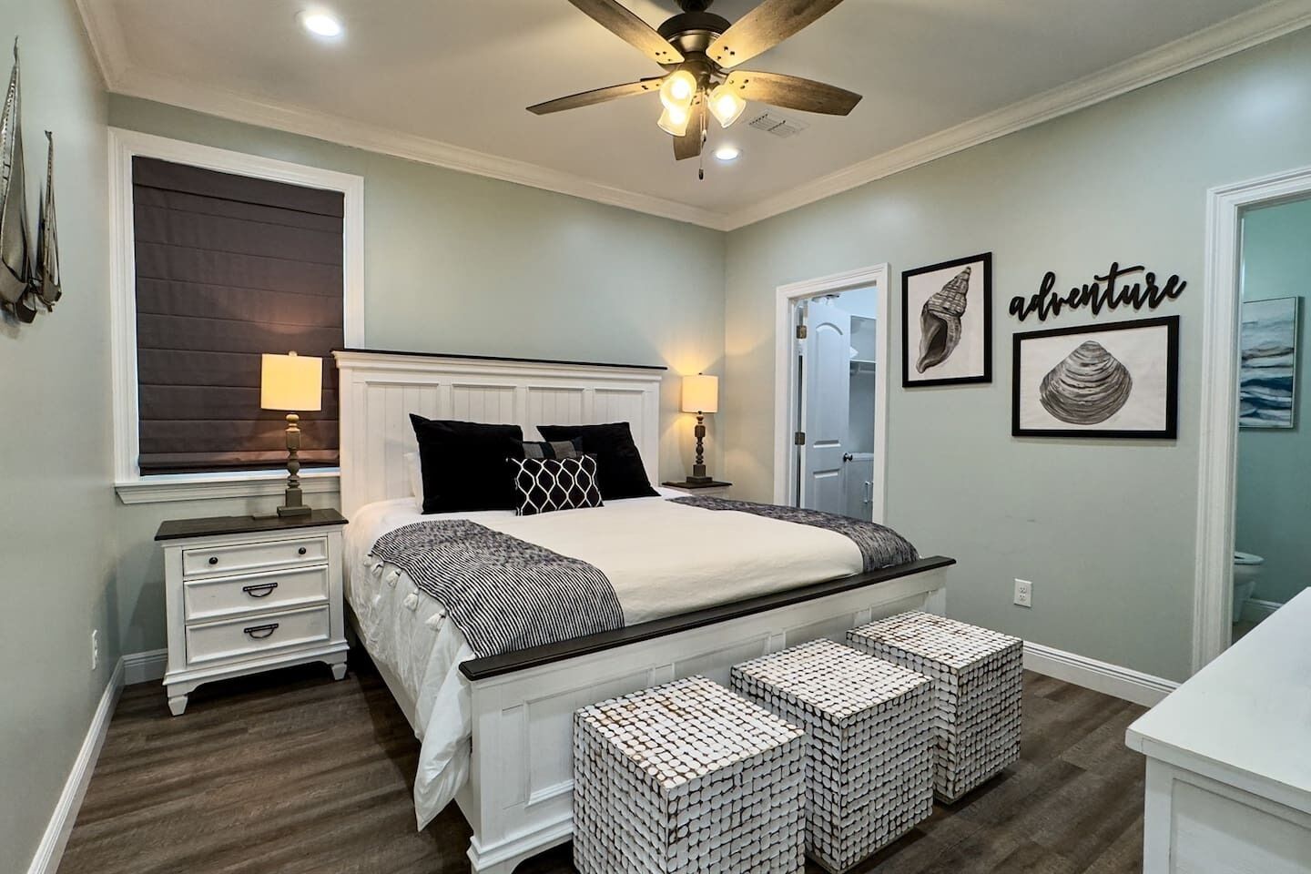 6 bedrooms, iron/ironing board, travel crib, free WiFi