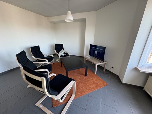 Terrific 4-bedroom apartment in Zelzate