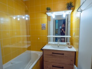 Hair dryer - 2-Bedroom Apartment in Peyragudes, 6 pax, parking (Peyragudes)