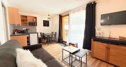 Cocoon at the foot of the slopes