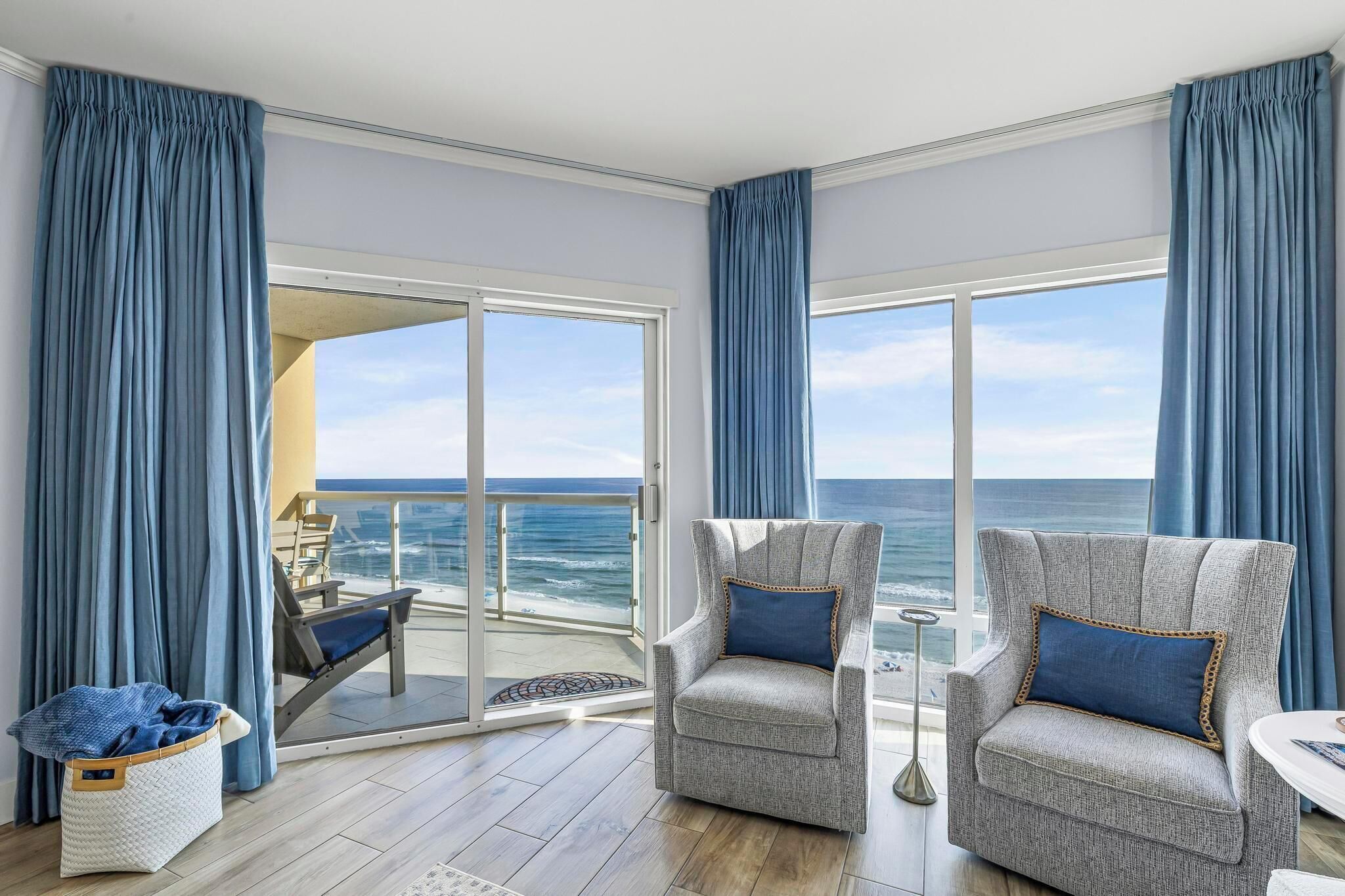 Televisión y reproductor de DVD 