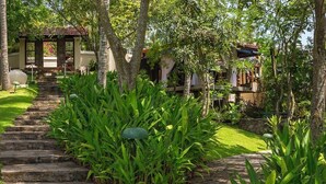 Property grounds - Clingendael Kandy (Digana)