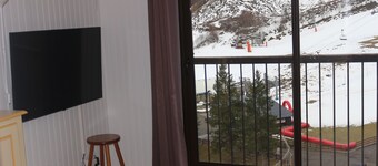 Newly renovated apartment at the foot of the Peyragudes slopes, Agudes side