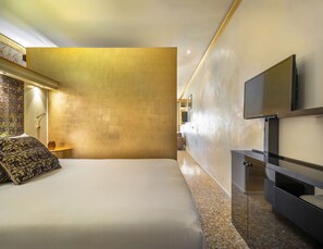 1 غرفة نوم ومكواة/لوح كي وواي فاي مجانًا وملاءات أسرّة