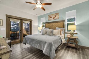 2 bedrooms, WiFi, bed sheets - Eagles Nest Star Dome, Hot Tub & Org Swim Pond (Coeur d'Alene)