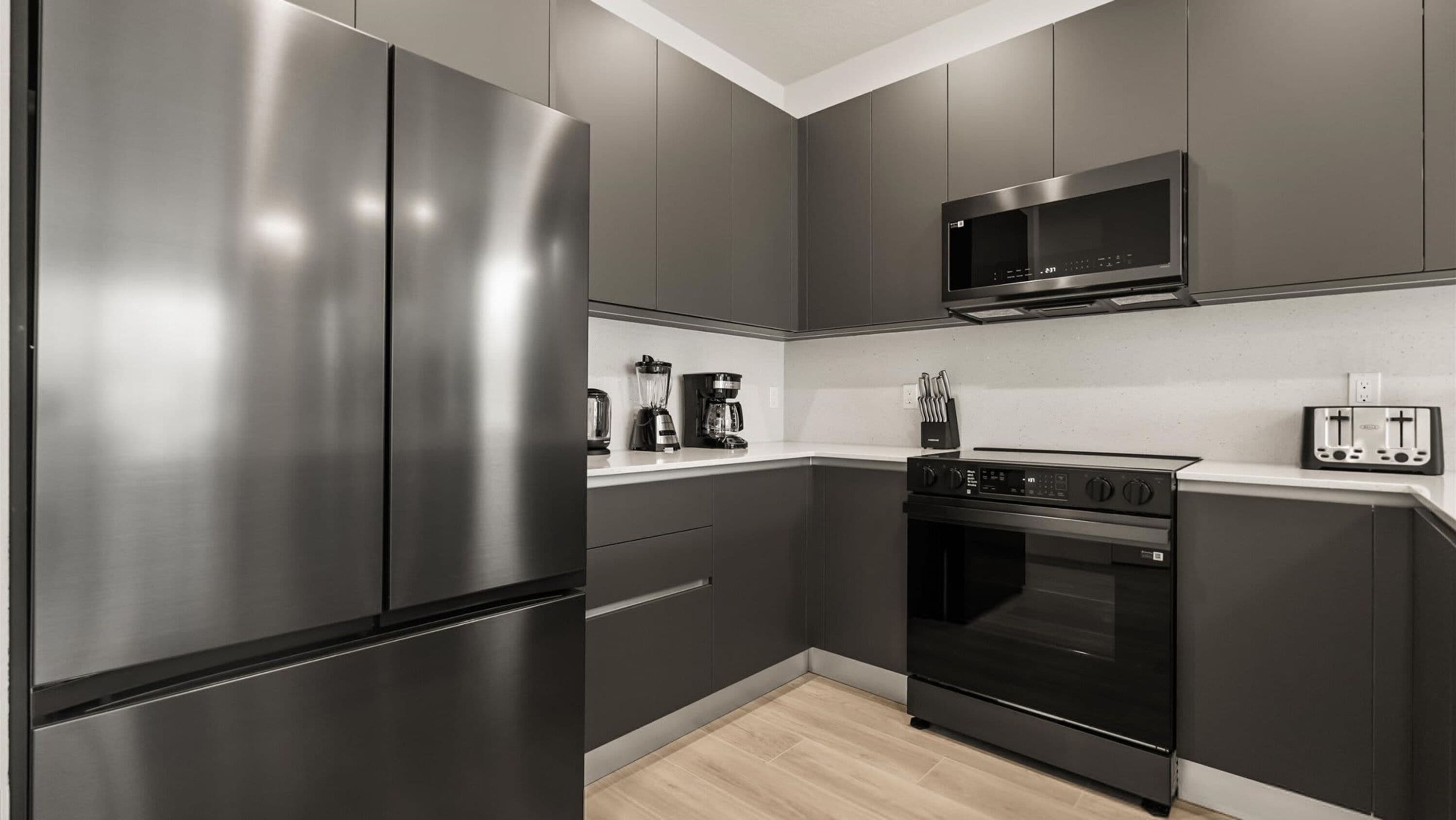 Apartamento | 4 dormitorios y Internet