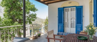 Holiday Home 'Hippocrates' with Mountain View, Wi-Fi and Air Conditioning