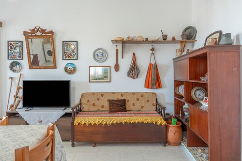 Holiday Home 'Hippocrates' with Mountain View, Wi-Fi and Air Conditioning