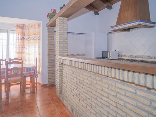 Chalet con Jardín y Barbacoa a 8 min de la Playa – Ideal Familias y Parejas