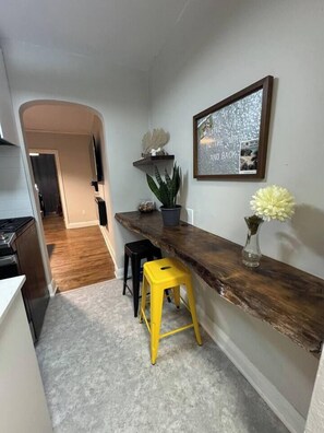 Private kitchen - Historic Gem | Bright 1-BD Steps to everything (London)