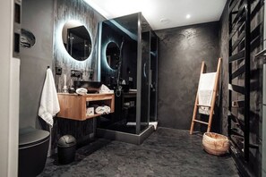 Shower, hair dryer, towels, soap