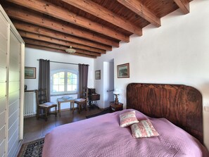 4 bedrooms - Spacious Family Home Near the Sea (La Haye)