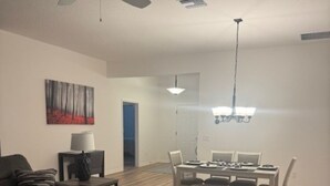 Uklassifisert bilde, 2 av 32, knapp