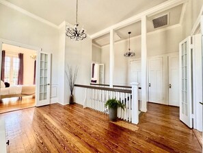 Interior - Elegant Garden District 4 Bedroom Home in New Orleans (New Orleans)