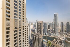 Exterior - Panoramic Sea & Canal Views from High-Floor 2BR, Steps from Tram & Marina Beach (Dubai)
