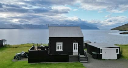 Vellir- Home with a view