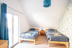 2 Schlafzimmer, Reisekinderbett, kostenloses WLAN, Bettwäsche