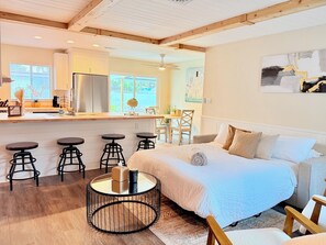 3 soverom, strykejern/-brett, wi-fi (inkludert) og sengetøy