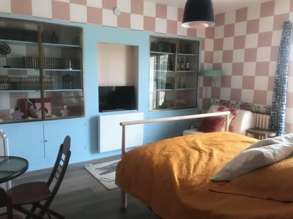 Double Room, Garden View | Free WiFi