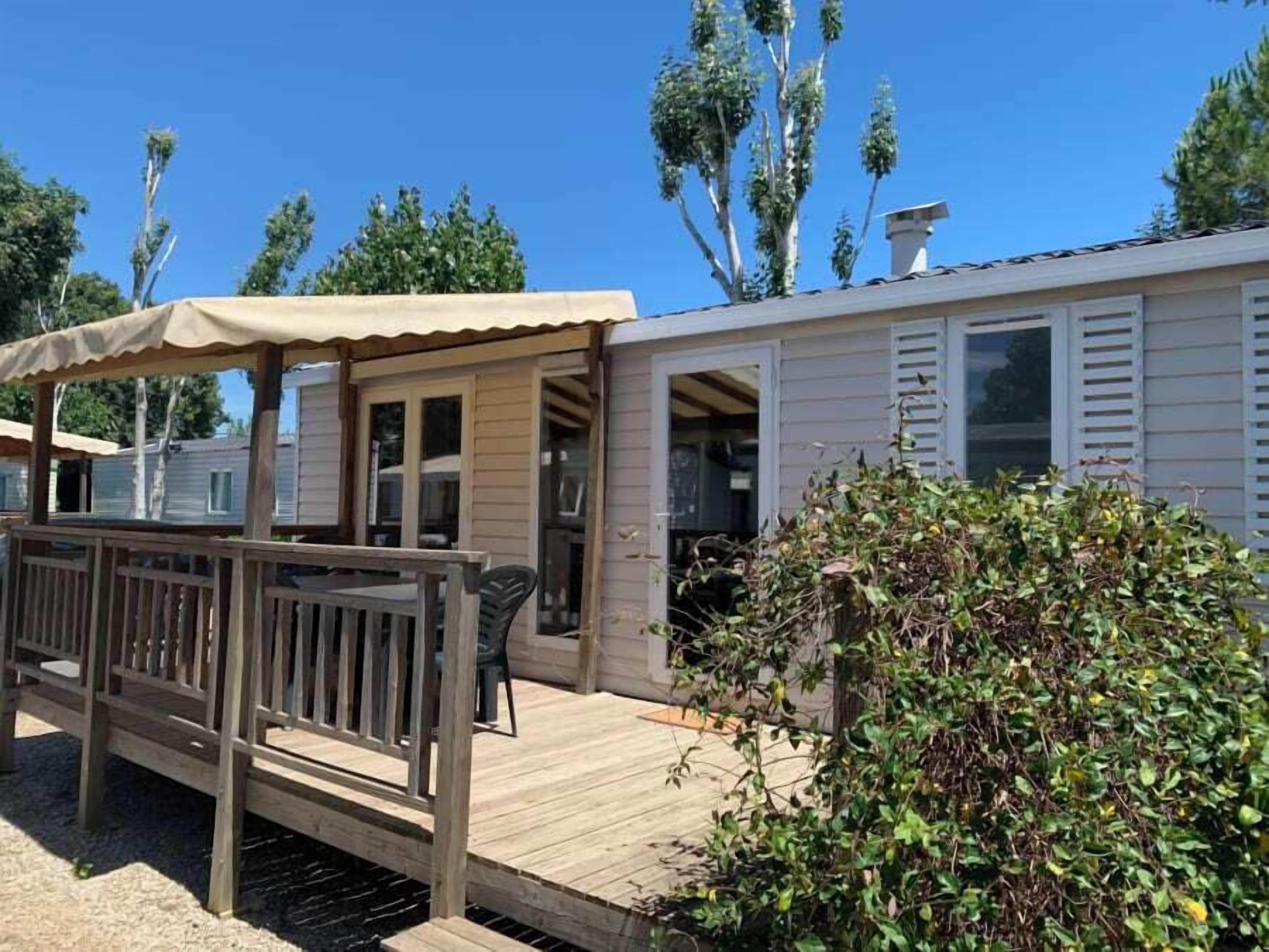 مكواة/لوح كي