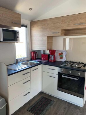 Mobile Home | Iron/ironing board
