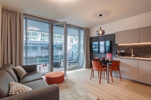 Basic Apartment | Living area | 30-cm TV with satellite channels - Waterfront Charme by Wonderful Italy (Genoa)