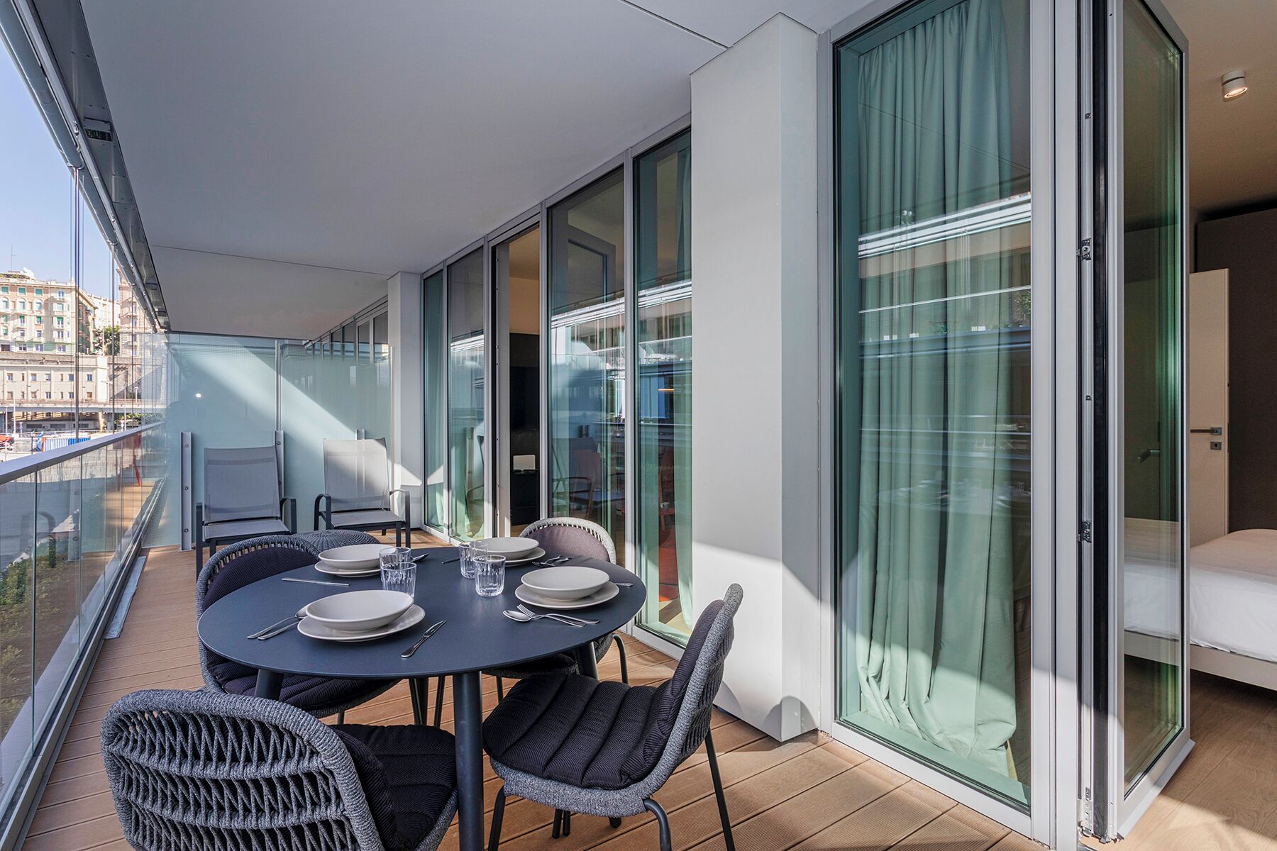 Basic Apartment | Terrace/patio