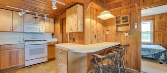 Fish & Boat on Mullett Lake! Family Cabin w/ Dock