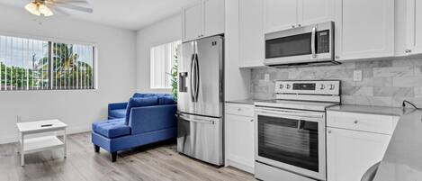 Fridge, microwave, oven, coffee/tea maker