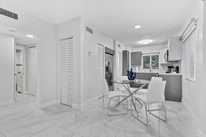Dining - ° Celeste House  Enjoy Caribbean  2 BR APT (Miami)