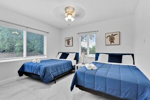 2 bedrooms, desk, iron/ironing board, travel cot - ° Celeste House  Enjoy Caribbean  2 BR APT (Miami)