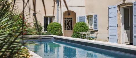 Outdoor pool, pool loungers