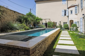 Grand-Haus, 4 Schlafzimmer, eigener Pool, Parkblick | Außenpool