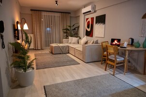 Escrivaninha, espaço de trabalho para notebook, Wi-Fi de cortesia