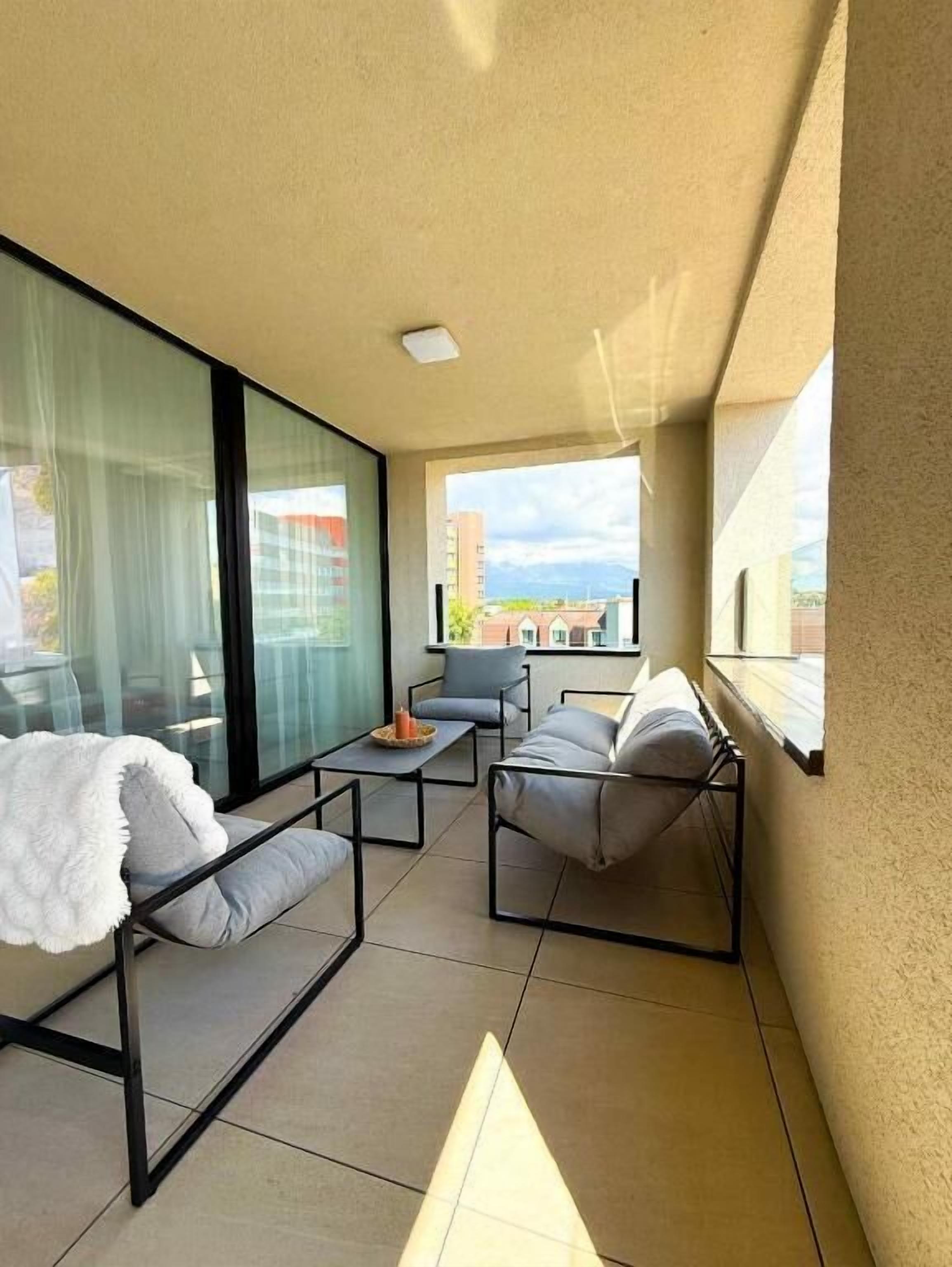 Superior Apartment, Patio, Mountain View | Terrace/patio