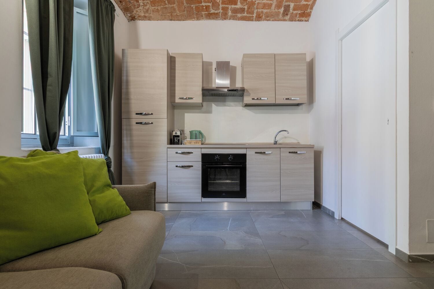 Appartamento, 1 camera da letto | Area soggiorno | TV 30 pollici con canali satellitari