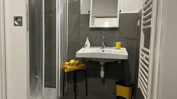 Apartment, 1 Schlafzimmer | Badezimmer