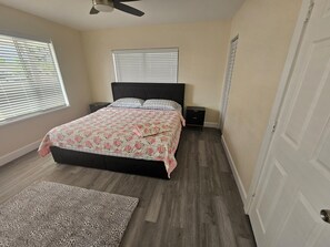 3 bedrooms, WiFi, bed sheets