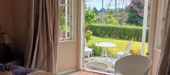 Magpie Cottage - Homestay B&B