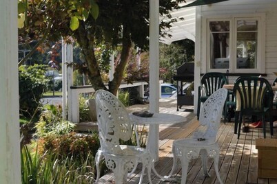 Magpie Cottage - Homestay B&B