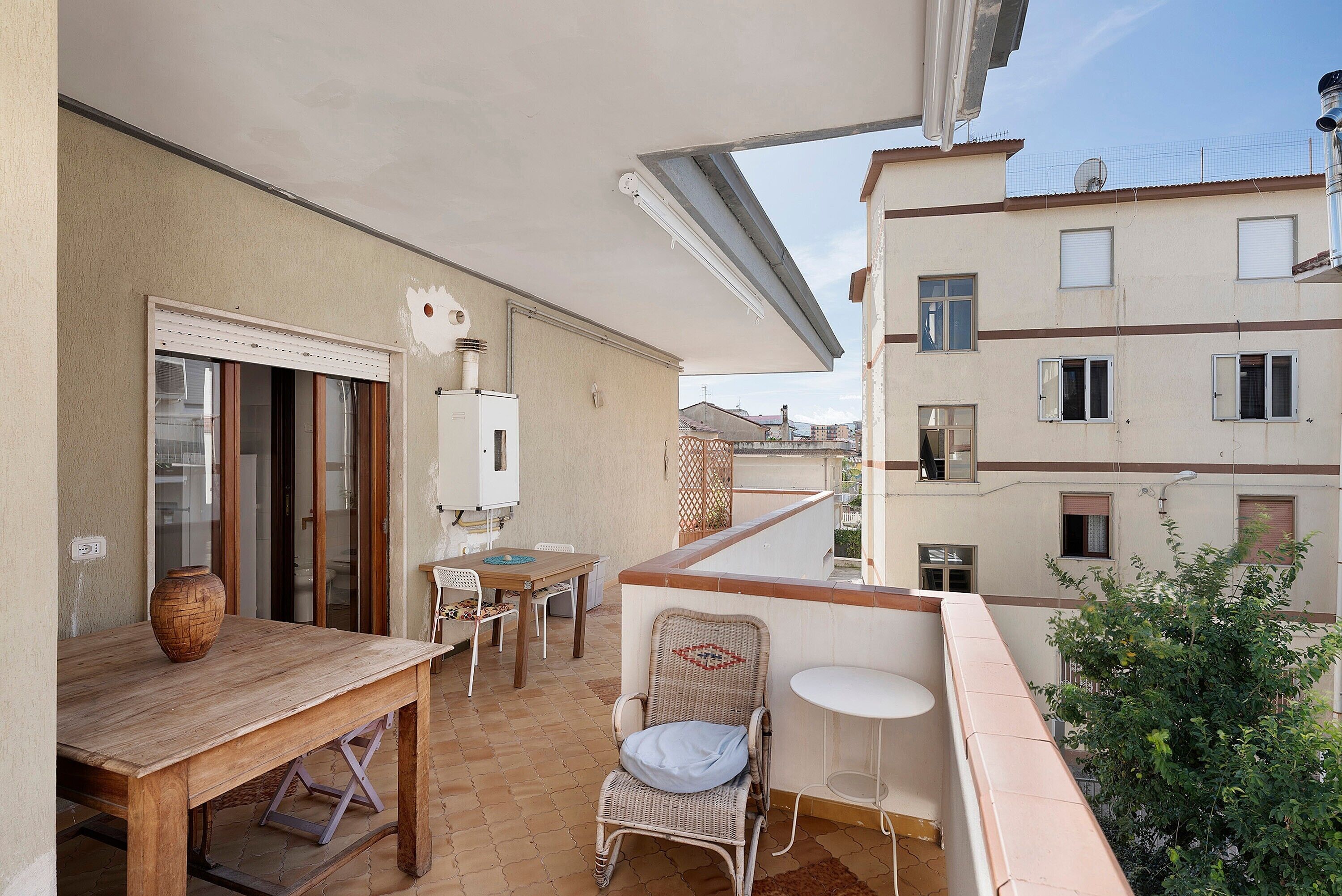 屋外ダイニングエリア