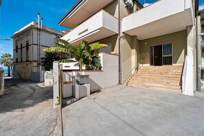 Exterior - Apartment 'Ponente' with Sea View, Wi-Fi and Air Conditioning (Agropoli)