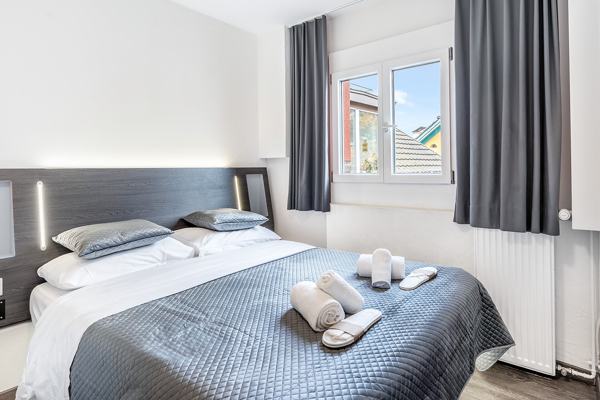 Standard Double Room, 1 Double Bed, City View | Free WiFi, bed sheets