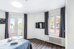 Wifi gratis y ropa de cama 