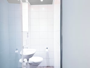 Standard Double Room, 1 Double Bed, City View | Bathroom | Shower, free toiletries, hair dryer, towels