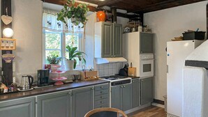 茶具/咖啡用具、冰箱、微波炉、炉灶