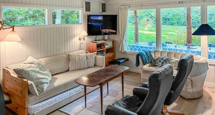 Amazing home in Præstø with WiFi