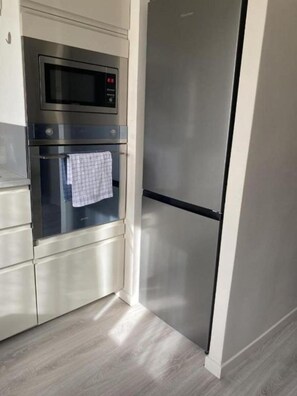 Classic-Apartment, Gartenblick | Eigene Küche